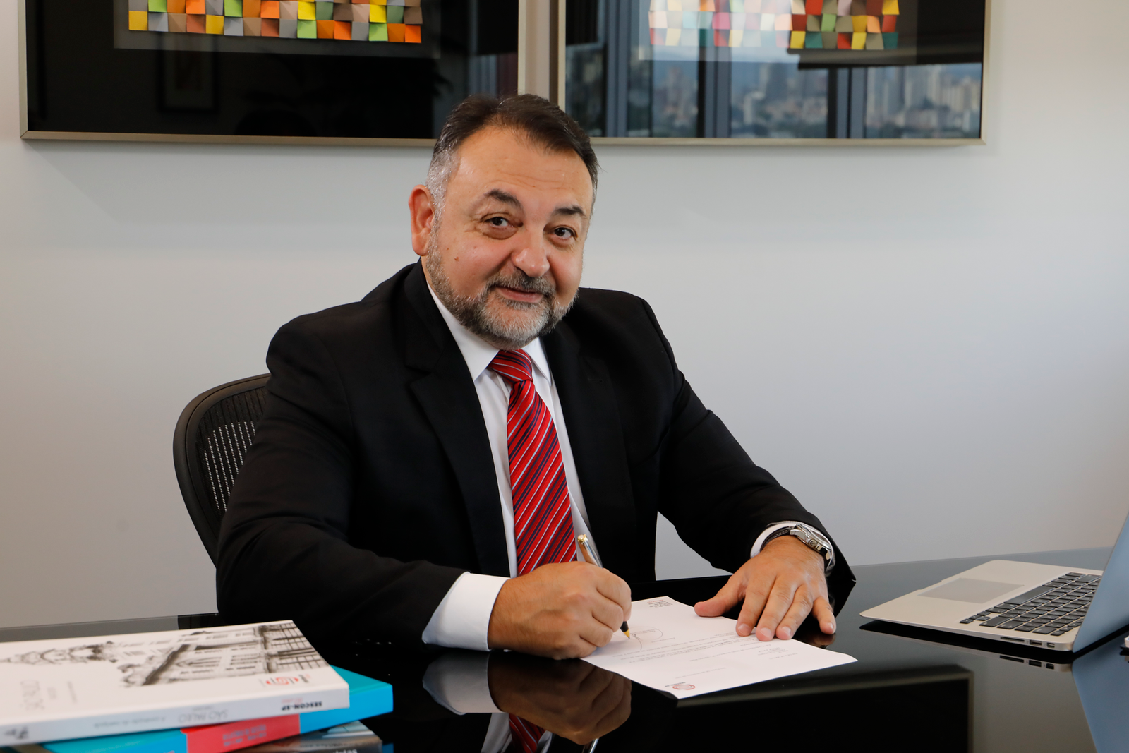 Acadêmico da APC, Reynaldo Lima Júnior assume a presidência da Fenacon para o mandato 2026–2030